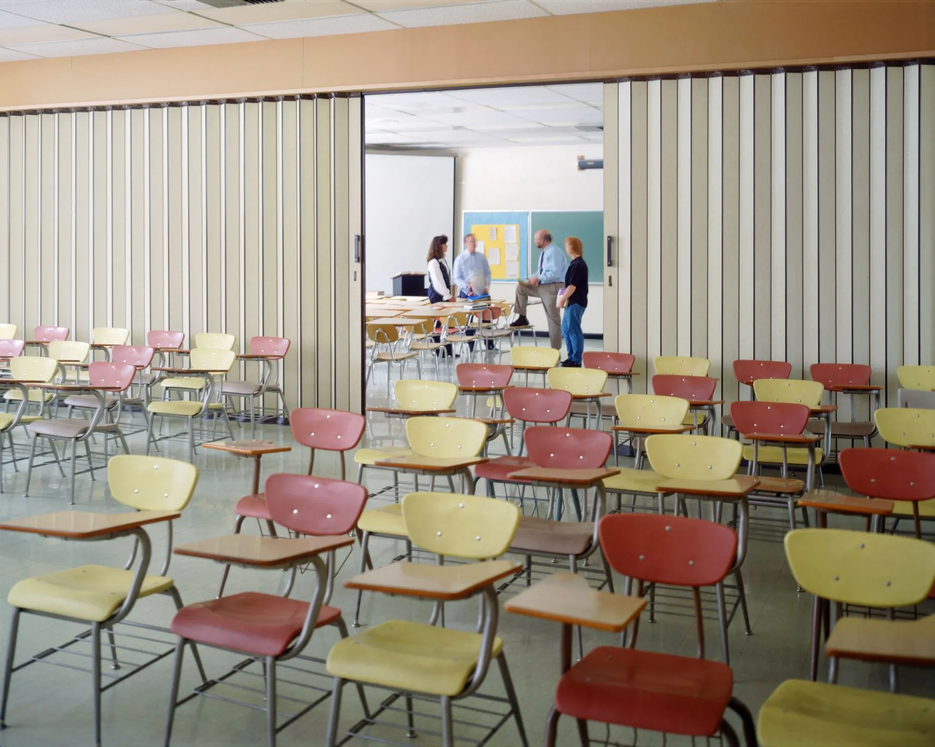 Woodfold accordion partition in a classroom