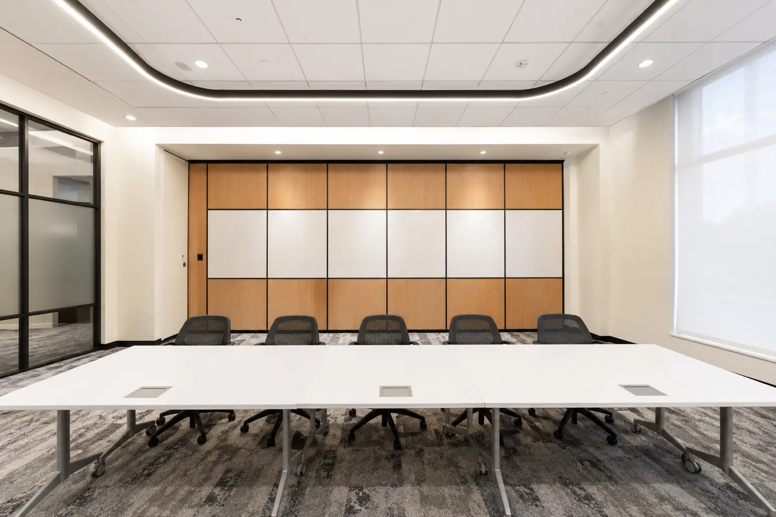 Closed glass operable partition
